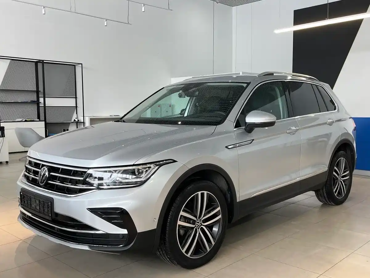 Купить Volkswagen Tiguan в Екатеринбурге