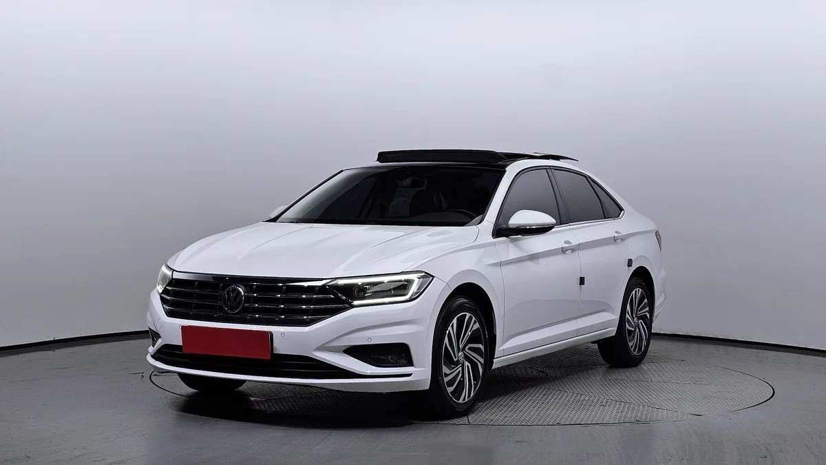 Купить Volkswagen Jetta в Екатеринбурге